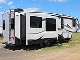 2016 Keystone Montana Photo #3