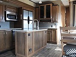 2016 Keystone Montana Photo #6