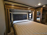 2016 Keystone Montana Photo #14