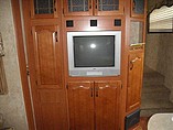 2007 Keystone Montana Photo #9