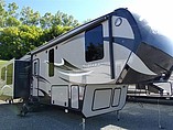 2016 Keystone Montana Photo #3