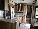 2016 Keystone Montana Photo #6