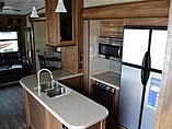 2016 Keystone Montana Photo #14