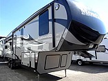 2016 Keystone Montana Photo #2