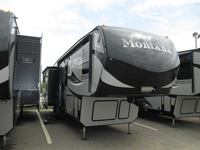 2015 Keystone Montana Photo
