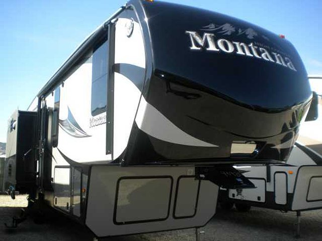 2015 Keystone Montana Photo