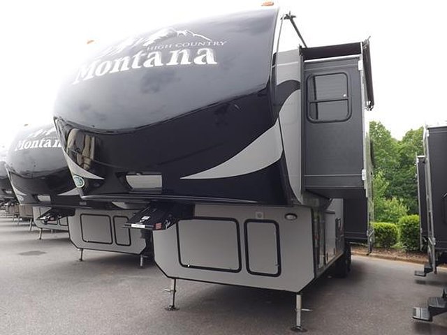 2015 Keystone Montana Photo
