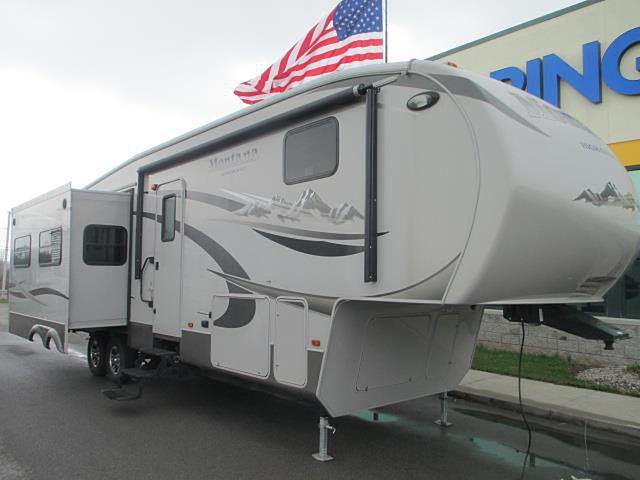 2011 Keystone Montana Photo