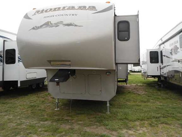 2011 Keystone Montana Photo