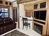 2016 Keystone Montana Photo #18