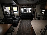 2016 Keystone Montana Photo #10