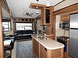 2016 Keystone Montana Photo #17