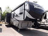 2016 Keystone Montana Photo #2