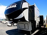 2016 Keystone Montana Photo #3