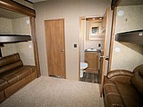 2016 Keystone Montana Photo #22