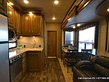 2016 Keystone Montana Photo #8