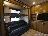 2016 Keystone Montana Photo #12