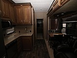 2016 Keystone Montana Photo #15