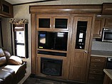 2016 Keystone Montana Photo #2