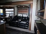 2016 Keystone Montana Photo #6