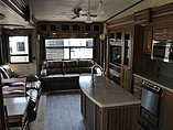 2016 Keystone Montana Photo #2