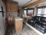 2015 Keystone Montana Photo #2