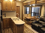2015 Keystone Montana Photo #5