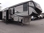 2015 Keystone Montana Photo #4