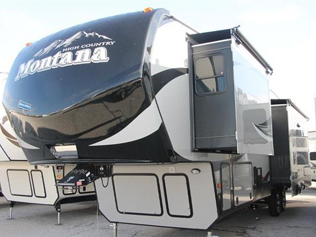 2016 Keystone Montana Photo