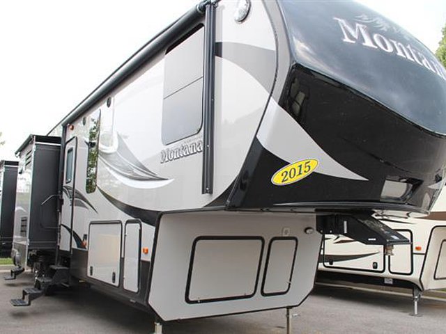 2015 Keystone Montana Photo