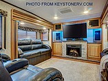 2016 Keystone Montana Photo #5