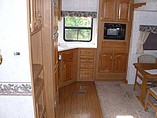 1999 Keystone Montana Photo #18