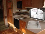 2002 Keystone Montana Photo #5