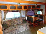 2004 Keystone Montana Photo #9
