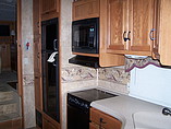 2007 Keystone Montana Photo #4