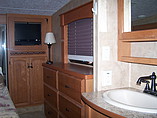 2007 Keystone Montana Photo #7