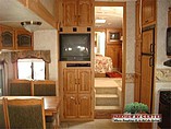 2008 Keystone Montana Photo #9