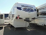2010 Keystone Montana Photo #2