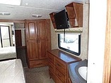 2010 Keystone Montana Photo #13