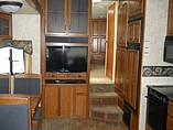 2010 Keystone Montana Photo #5