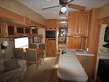2008 Keystone Montana Photo #9