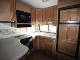 2006 Keystone Montana Photo #9