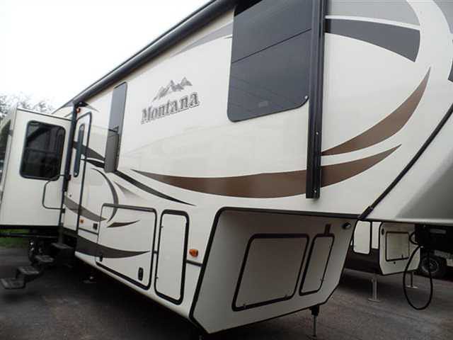 2015 Keystone Montana Photo