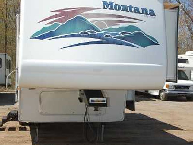 2000 Keystone Montana Photo
