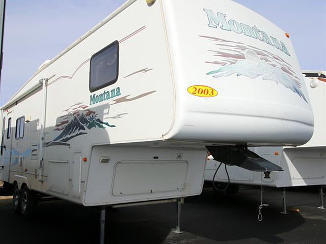 2003 Keystone Montana Photo