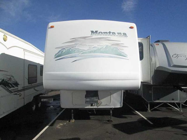 2002 Keystone Montana Photo