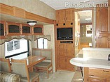 2008 Keystone Montana Photo #5