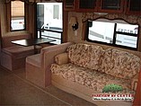 2007 Keystone Montana Photo #9