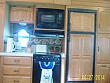 2008 Keystone Montana Photo #9