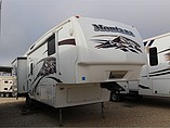 2008 Keystone Montana Photo #6